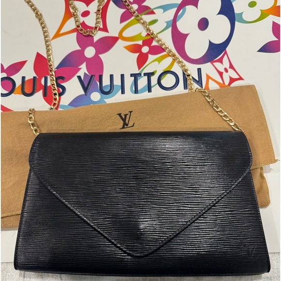 Louis Vuitton Authentic Vintage Epi Art Deco Clutch in Black-EUC! - Picture 2 of 9